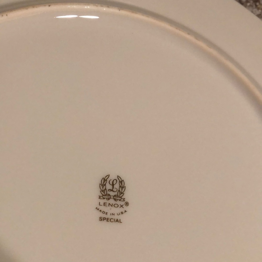 Lenox Holiday Round Serving Platter - Picture 3 of 3